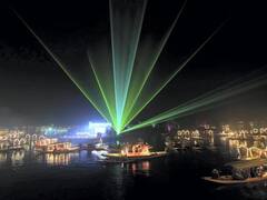 House Boat In Srinagar: જમ્મુ અને કાશ્મીરમાં હાઉસબોટ ફેસ્ટિવલ, તમે દાલ સરોવરનો આ આકર્ષક નજારો મુગ્ધ કરી દેશે