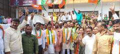 PHOTO NEWS: औरंगाबादमध्ये भाजपकडून गुजरात विजयाचा 'जल्लोष'