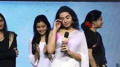 Shivathmika Rajashekar : పంచతంత్రం ప్రిరిలీజ్ ఈవెంట్ లో శివాత్మిక కన్నీళ్లు | ABP Desam