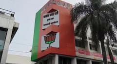 In Pics : फुगडी खेळत पुण्यात भाजपचा विजयोत्सवाचा जल्लोष