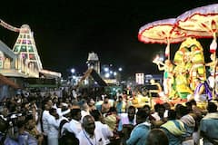 Garuda Seva : తిరుమలలో వైభవంగా పౌర్ణమి గరుడ సేవ