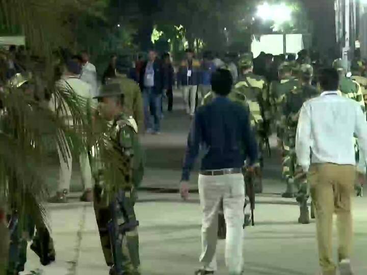 गुजरात में इस बार आम आदमी पार्टी (AAP) के चुनाव मैदान में उतरने से राज्य में त्रिकोणीय मुकाबला देखने को मिला. इसके साथ ही यहां 624 निर्दलीय उम्मीदवारों के भाग्य का फैसला भी होगा.