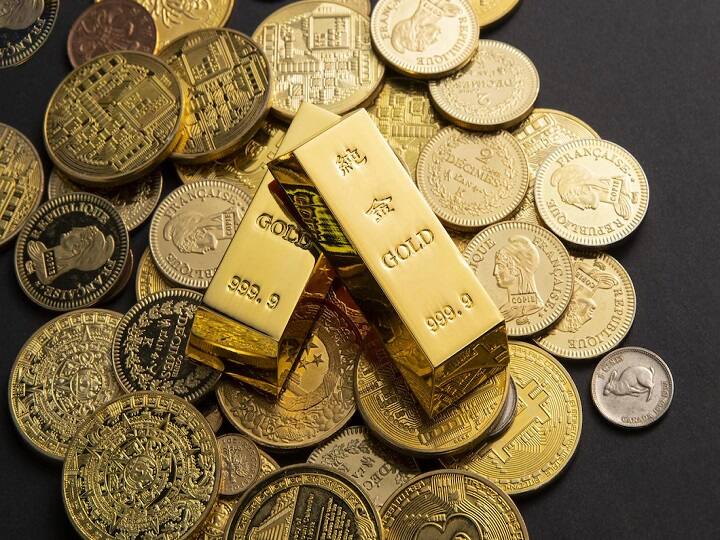 Gold Silver Price Today slips on MCX on 8 December know latest details of sone chandi ka aaj ka bhav Gold Price Today: सोने-चांदी के भाव में आज दिखी गिरावट, जानें क्या है इंटरनेशनल मार्केट का हाल?