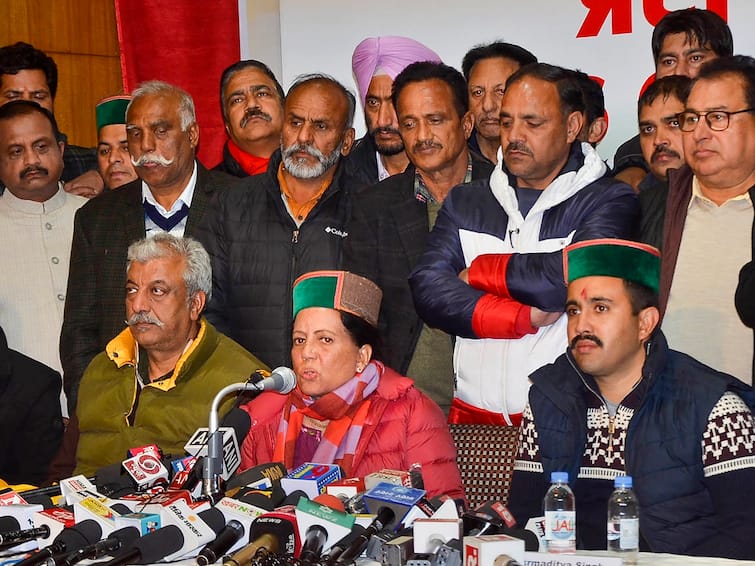 Himachal Pradesh Results 2022: Congress MLAs To Meet Today In Shimla To Decide On Chief Minister's Name Big Himachal Congress Meet Today To Decide On Chief Minister Among Many Contenders