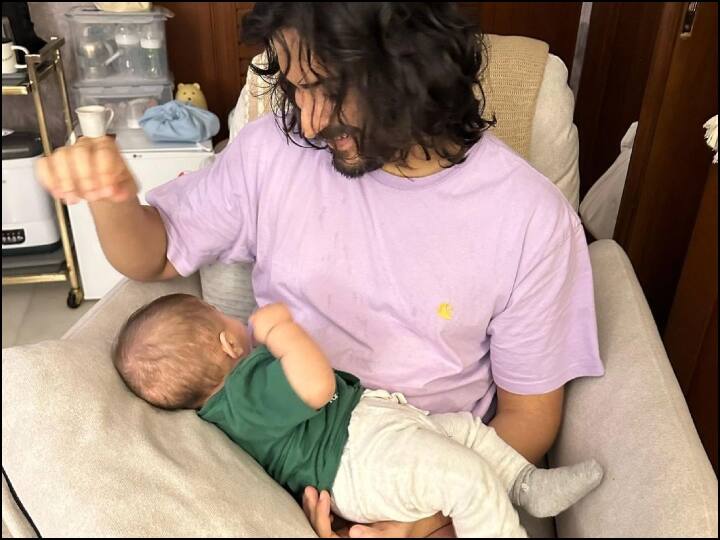 sonam kapoor son vayu chilling with mama harshvardhan kapoor see adorable picture मामा हर्षवर्धन कपूर के लाडले हैं Sonam kapoor के बेटे वायु, एक्ट्रेस ने शेयर की दोनों के खेलते हुए तस्वीर