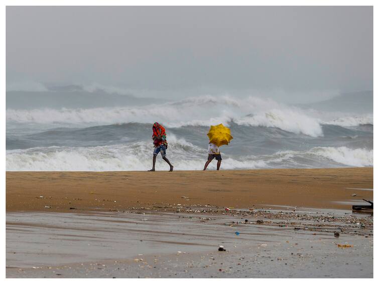 Cyclone Mocha: Cyclone 'Mocha' alert in 3 states, chances of rain with strong wind, command center active in Bengal, 10 big things 3 રાજ્યોમાં ચક્રવાત 'મોચા' નું એલર્ટ, જોરદાર પવન સાથે વરસાદની શક્યતા, બંગાળમાં કમાન્ડ સેન્ટર એક્ટિવ, 10 મોટી વાતો