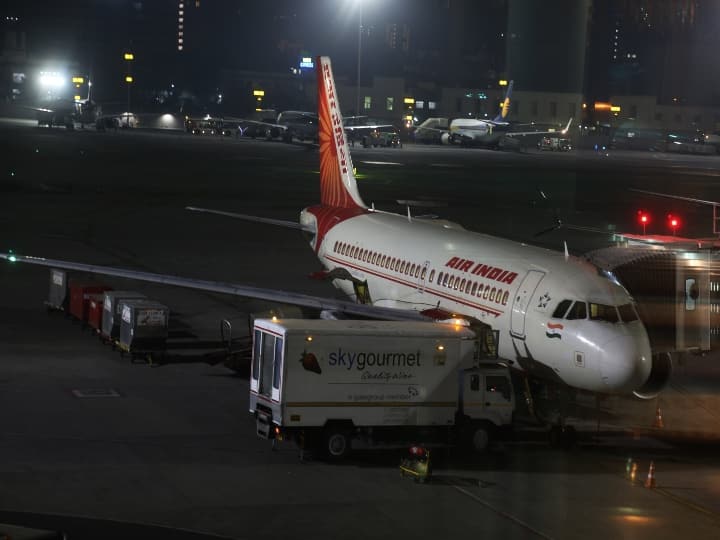 काठमांडू से दिल्ली के लिए उड़ान भरने से पहले एयर इंडिया की फ्लाइट का टायर फटा, 173 यात्री थे सवार