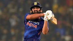 Most Sixes: আন্তর্জাতিক ক্রিকেটে সর্বাধিক ছক্কা হাঁকানোর তালিকায় প্রথম পাঁচে কারা রয়েছেন?