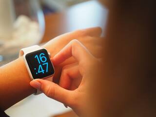 Smartwatch: ব্লুটুথ কলিং ফিচার নিয়ে ভারতে হাজির Pebble Frost স্মার্টওয়াচ, দেখে নিন দাম এবং স্পেসিফিকেশন