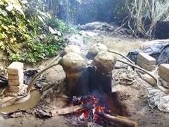 खुलेआम अवैध कच्ची शराब की धधक रही भट्ठियां, आखिर क्यों सोया हुआ है आबकारी और पुलिस विभाग?