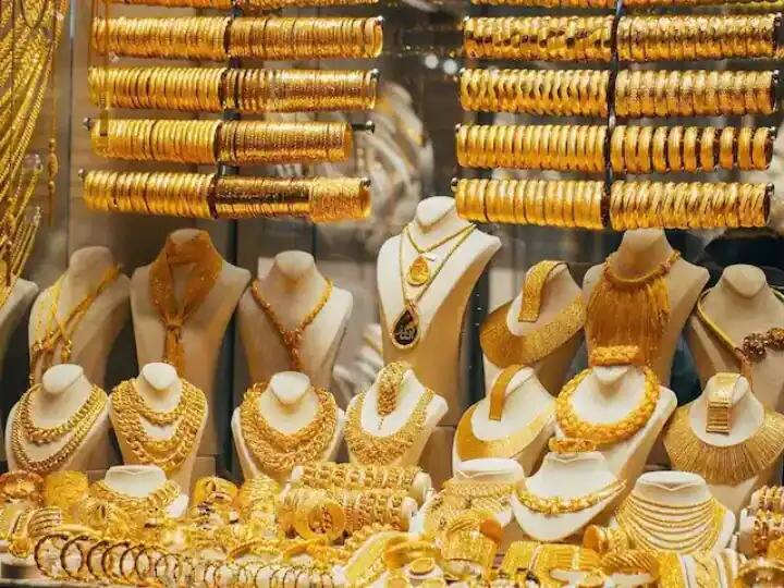 gold rate today gold and silver price in on 9th december 2022 gold and silver rate hike today marathi news Gold Rate Today : लग्नसराईत सोन्याच्या दरात वाढ सुरुच; चांदीचे दरही महागले