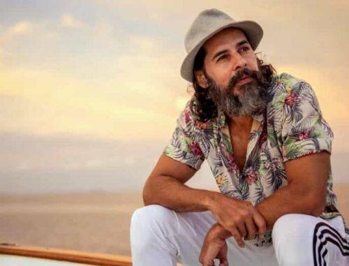 डिनो मोरिया ने साल 1999 में आई फिल्म 'प्यार में कभी कभी' से अपने एक्टिंग करियर की शुरुआत की थी.