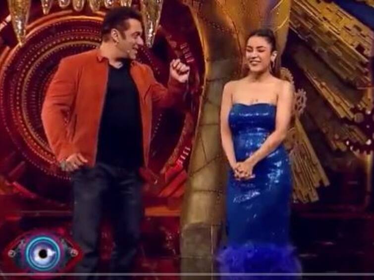 Salman Khan Shehnaaz Gill Dance On Dil Diyan Gallan Bigg Boss 16 Watch Video Bigg Boss 16:  Salman Khan, Shehnaaz Gill Dance Together On 'Dil Diyan Gallan'