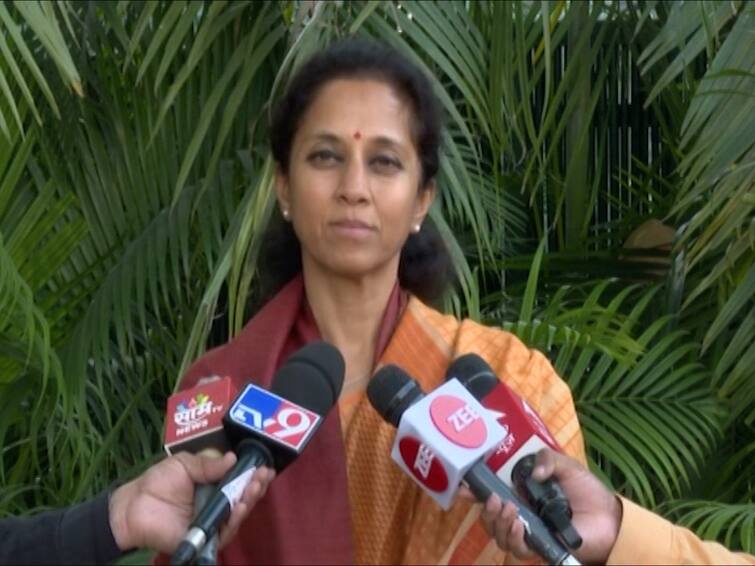 supriya sule criticized the shinde fadnavis government in pune Supriya Sule : 'ईडी सरकारचे फक्त रिवाइंड आणि प्ले काम