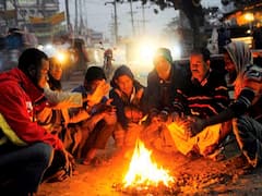 थंडी वाढली, शेकोटी पेटली; परभणीसह धुळे जिल्ह्यात पारा घसरला