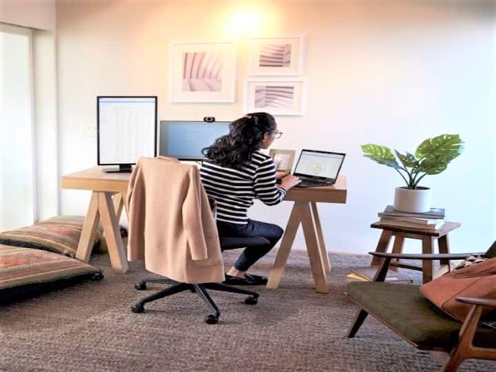 Work From Home Govt allows for employees of IT units in special economic zones Work From Home: आईटी कर्मचारियों के लिए बड़ी खुशखबरी, 2023 तक घर से काम करने की मिली छूट