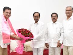 బీఆర్ఎస్‌లోకి మొదలైన చేరికలు, మాజీ ఎమ్మెల్యే చల్లాకు గూలాబీ కండువా కప్పిన సీఎం కేసీఆర్