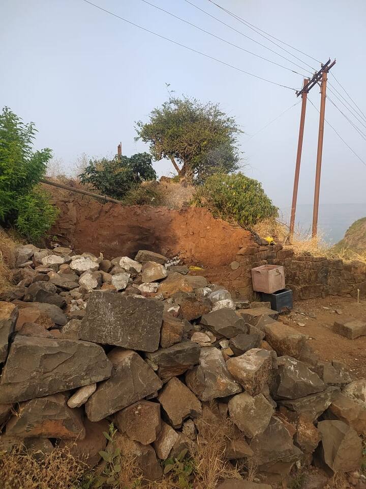 या बैठकीत अतिक्रमण कोणत्या पद्धतीने काढावे यासंदर्भात चर्चा केली जाणार आहे.