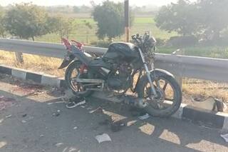 Accident: રાજકોટ જૂનાગઢ નેશનલ હાઇવે પર અકસ્માત, ટેમ્પોની બાઇક સાથે ટક્કરમાં 2 યુવકનાં મોત