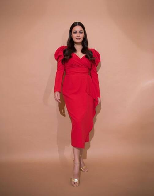 আজ জন্মদিন বলিউড অভিনেত্রী দিয়া মির্জার। জেনে নেওয়া যাক তাঁর সম্পর্কে অজানা কিছু তথ্য।