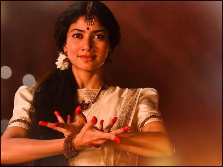 sai pallavi bollywood debut south actress to play sita in ramayana read  details | इस ब्लॉकबस्टर फिल्म से बॉलीवुड में डेब्यू करेंगी साउथ एक्ट्रेस  साई पल्लवी, माता सीता के अवतार ...