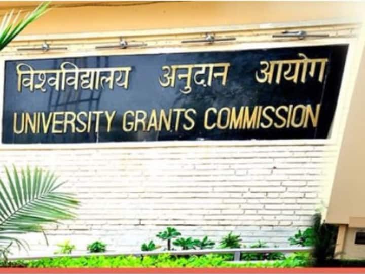 Undergraduate Honours Degree Only After 4 Years Not 3 Says New University Grants Commission Rule 'Honours' Degree Only After 4 Years, Not 3, Says New Rule