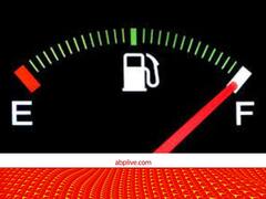 Car Under 5 Lakh: जबरदस्त माइलेज के साथ आती हैं, 5 लाख के अंदर मिलने वाली ये कारें