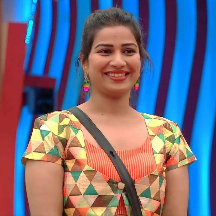 అయినా ఇనాయ ఎలిమినేట్ అవ్వడం పెద్ద షాకే. -Image Credit: Inaya Sulthana/Instagram