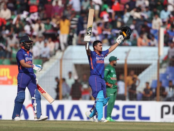 बांग्लादेश के खिलाफ तीसरे वनडे में ईशान किशन -200