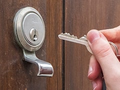 Vastu Tips: घर की चाबियां खोल देंगी किस्मत के ताले, इन 5 बातों का रखें खास ध्यान