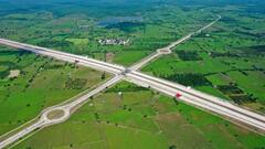 PHOTO: 'गेमचेंजर' ठरणाऱ्या समृद्धी महामार्गाची खास दृश्यं पाहून तुम्हीही म्हणाल; काय रस्ता, काय निसर्ग अन् काय समृद्धी!