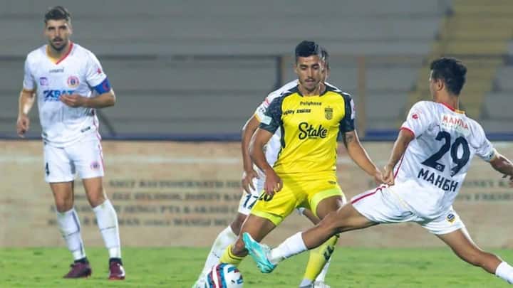 দ্বিতীয়ার্ধে মহেশ নাওরেমের দুরন্ত ক্রস থেকে হায়দরাবাদ পেনাল্টি বক্সে বল পেয়ে যান হাওকিপ। তাঁকে চ্যালেঞ্জ জানানোর কেউ না থাকলেও নিজের হেডার গোলে রাখতে পারেননি তিনি।