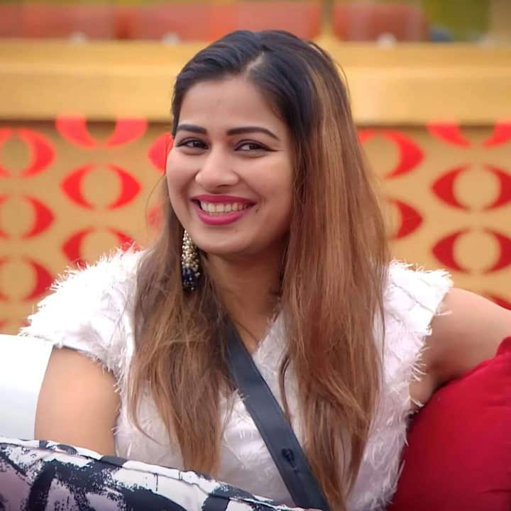 ఇదే నిజమైతే చాలా షాకింగ్ ఎలిమినేషన్ అనే చెప్పుకోవాలి. -Image Credit: Inaya Sulthana/Instagram