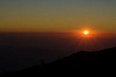 ਜੇ ਤੁਸੀਂ ਸੂਰਜ ਡੁੱਬਣ ਦਾ ਸਭ ਤੋਂ ਖੂਬਸੂਰਤ ਨਜ਼ਾਰਾ ਦੇਖਣਾ ਚਾਹੁੰਦੇ ਹੋ, ਤਾਂ ਭਾਰਤ ਦੀਆਂ ਇਨ੍ਹਾਂ 5 ਥਾਵਾਂ 'ਤੇ ਜ਼ਰੂਰ ਜਾਣਾ ਚਾਹੀਦੈ