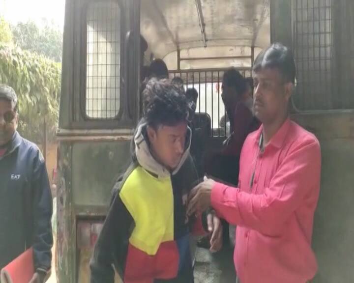 Birbhum Mohammadnagar firing police arrests the fourth accused although the main accused is still on the run Birbhum News: ছ’দিন পরও অধরা মূল অভিযুক্ত, মহম্মদবাজারে গুলি চালানোয় ধৃত চতুর্থ যুবক