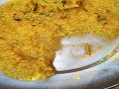 भागलपुर के स्कूल में प्रधानाध्यापक बने बंदी, बच्चों को बासमती चावल कहकर खिलाई कीड़े वाली खिचड़ी!