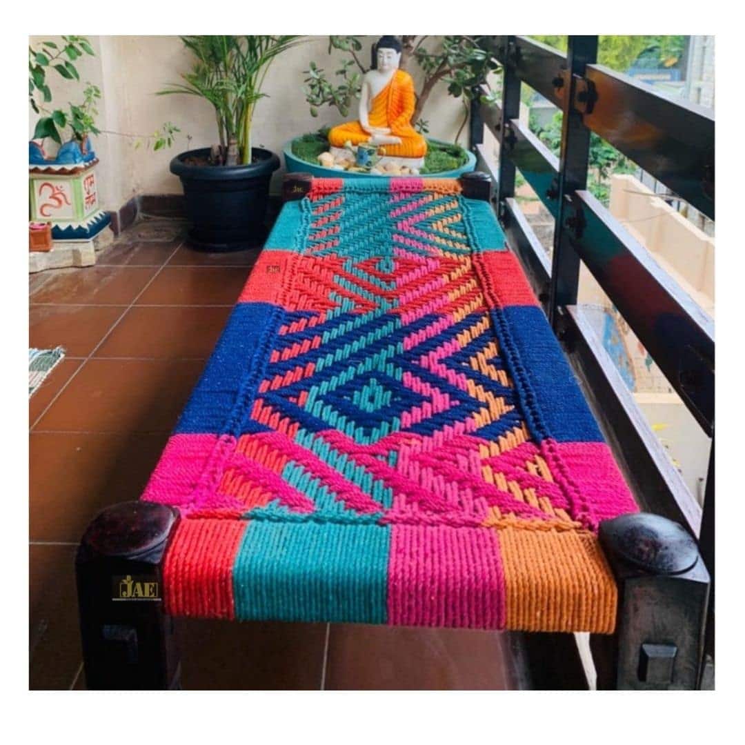 सर्दी में आराम से बालकनी में बैठकर धूप सेकने का उठायें मज़ा, 50% डिस्काउंट पर खरीदें ये पैटियो सेट