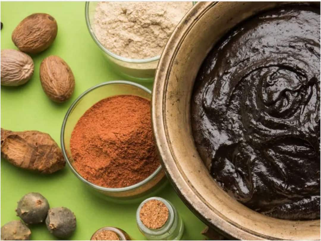 Do you know when Chyawanprash was first made? This is the way to eat it చ్యవన్‌ప్రాష్ మొదటిసారి ఎప్పుడు తయారు చేశారో తెలుసా? దాన్ని తినాల్సిన పద్ధతి ఇది