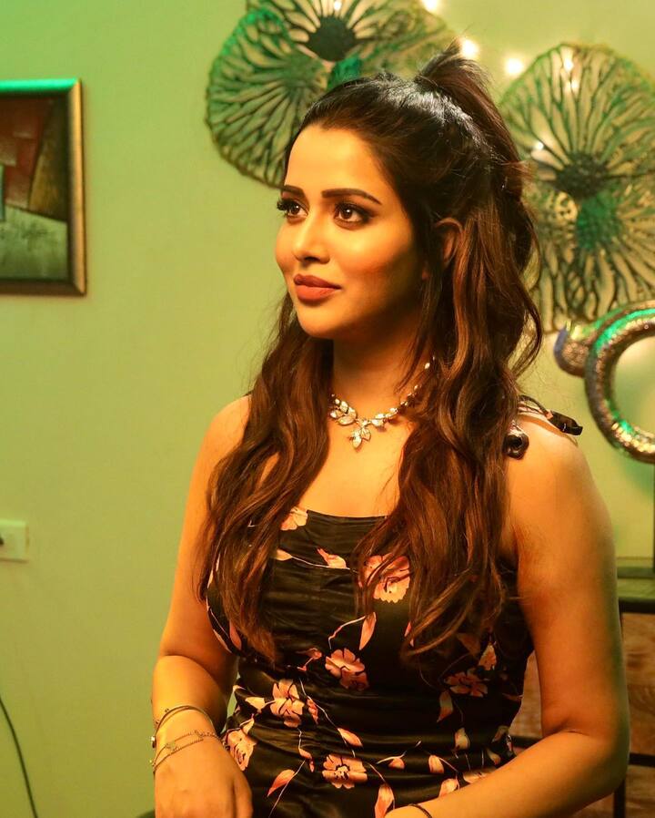 பிரபல இயக்குநர் சுந்தர் சி இயக்கத்தில் சமீபத்தில் வெளிவந்த படம் ‘ காஃபி வித் காதல்’