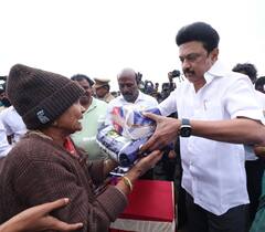 சென்னையில் கனமழை..நேரடியாக களத்தில் இறங்கிய முதலமைச்சர் ஸ்டாலின்..!