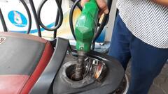 Petrol Diesel Price: আজ ছুটির দিনে কলকাতার থেকে কোথায় সস্তা পেট্রোল-ডিজেল ?
