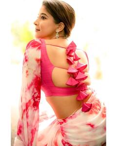 Sakshi Agarwal: சேலையில வீடு கட்டவா... சாக்‌ஷி அகர்வாலின் அசத்தல் க்ளிக்ஸ்!