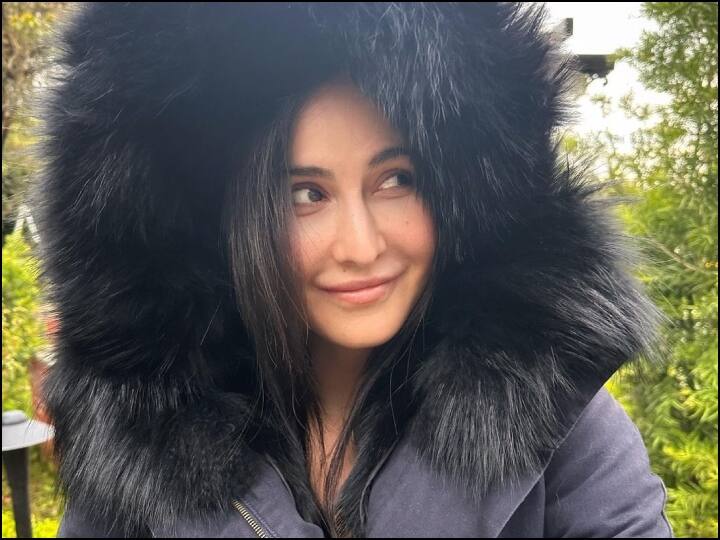 katrina kaif shares her travel diaries with fans see photos with vicky kaushal winter vacation पहाड़ों की वादियों में घूमने निकलीं कैटरीना कैफ, 'ट्रैवल डायरी' देख आपका भी हो जाएगा सैर करने का दिल