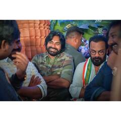 పవన్ కల్యాణ్ ‘ఉస్తాద్ భగత్ సింగ్’ షూటింగ్ షురూ, ఫోటోలు చూశారా?