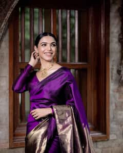 PHOTO: श्रिया पिळगावकरच्या मनमोहक अदा; चाहते झाले फिदा!