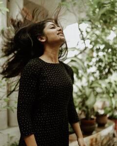 Ivana: சாச்சிட்டாளே ஆள சாச்சிட்டாளே... லவ் டுடே இவானாவின் க்யூட் போட்டோஸ்!