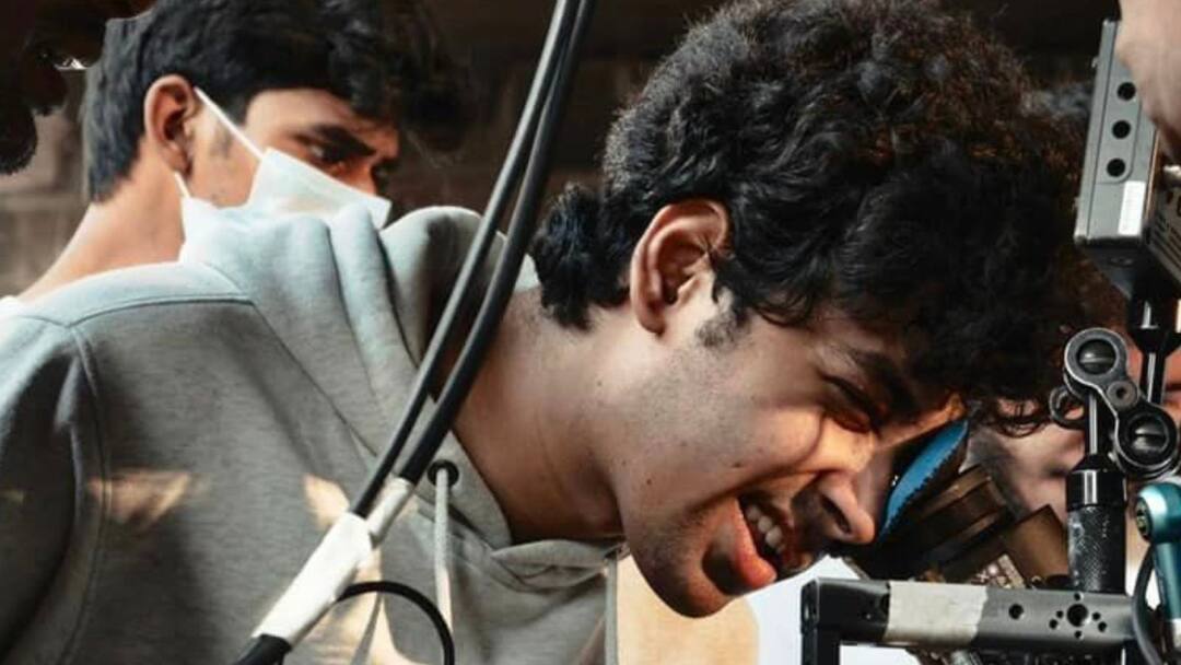 Riddhi Sen: Actor Director Riddhi Sen's New Music video released, singing and written by Anirban Bhattacharyya, know in details Riddhi Sen: পরিচালক ঋদ্ধির দ্বিতীয় কাজ, সুরে-কথায় ফুটে উঠল চেনা কলকাতার অচেনা ছবি