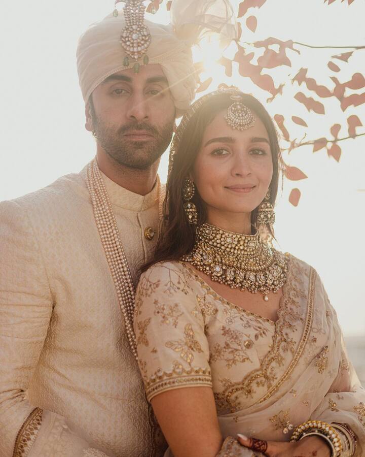 One of the most-awaited Bollywood weddings of the year which remained unconfirmed until the very date; Ranbir Kapoor and Alia Bhatt got married on April 14, 2022