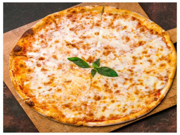 How to make Margherita Pizza at home, note pizza recipe Margherita Pizza Recipe: मार्गेरिटा पिज्जा बन रहा है लोगों की पहली पसंद, जानिए इसे घर पर कैसे बना सकते हैं?