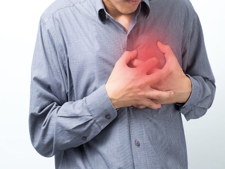 Why heart attack cases increasing among the youth Is there a reason for covid what doctors said Heart Attack: युवाओं में क्यों बढ़ रहे हैं दिल का दौरा पड़ने के मामले? कहीं कोविड वजह तो नहीं, जानें